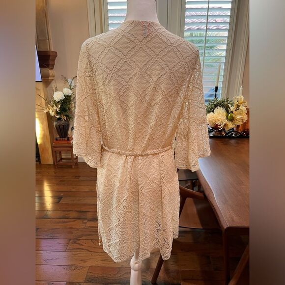 Boho Crochet Kimono Robe Cover-Up Cream Lace Sheer Beach Resort M Maaji Anthro - Picture 6 of 9